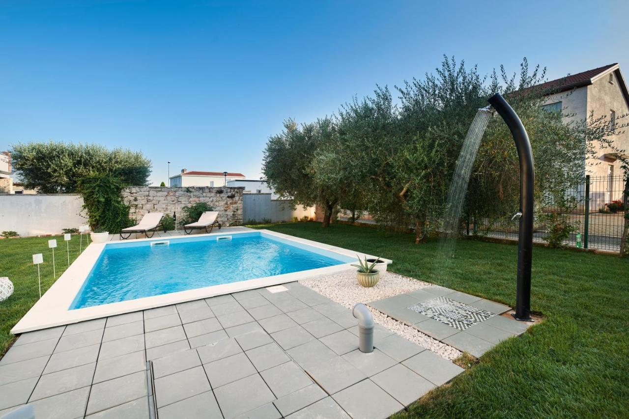 Villa Mediteranea Umag Exterior photo